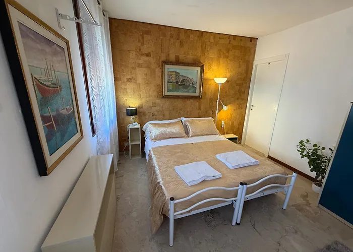 Royal Guest House